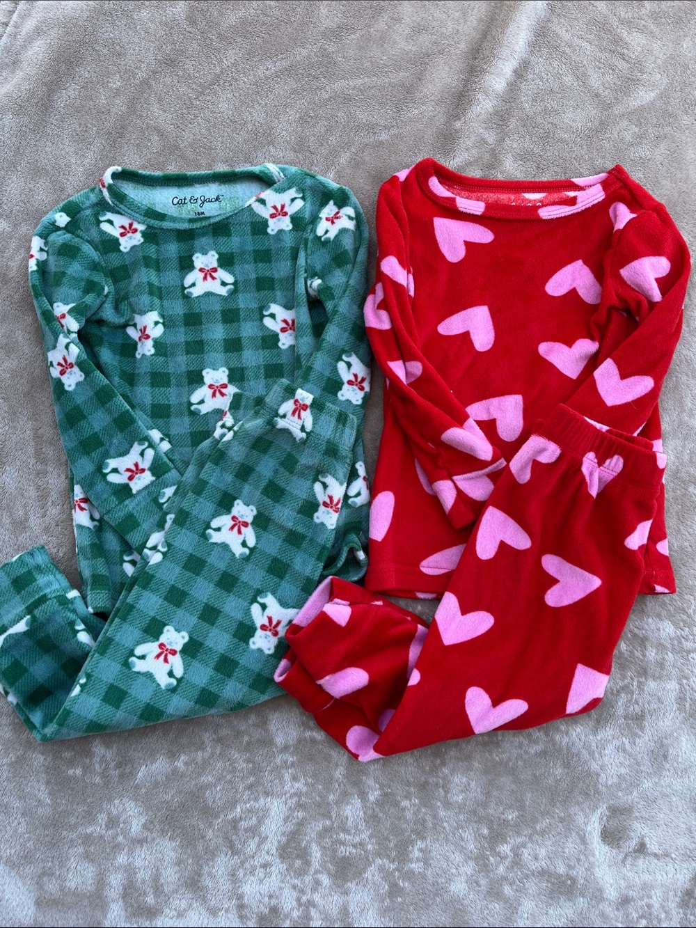 Girls Cat & Jack Fleece Pajama Bundle, Size 18 Months